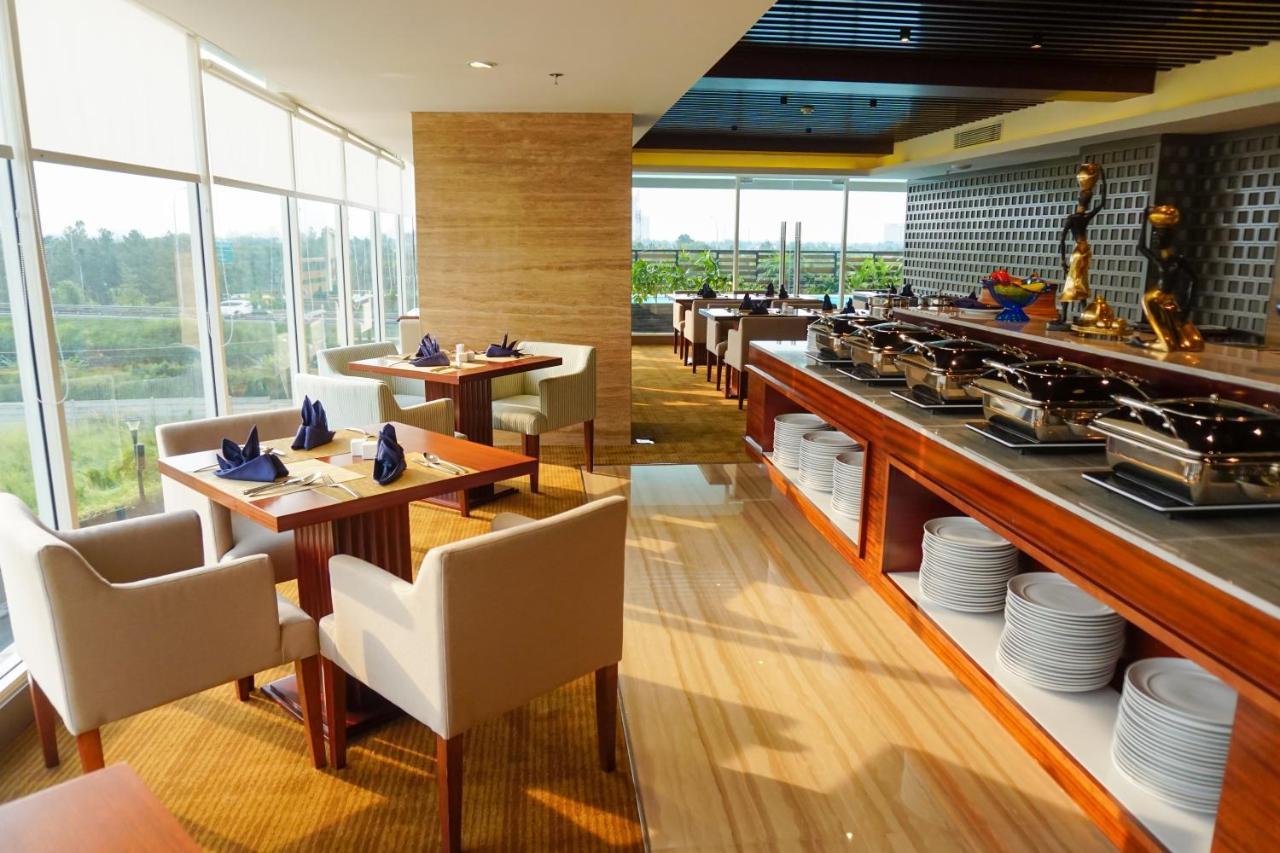 Swiss-Belcourt Serpong Exterior foto